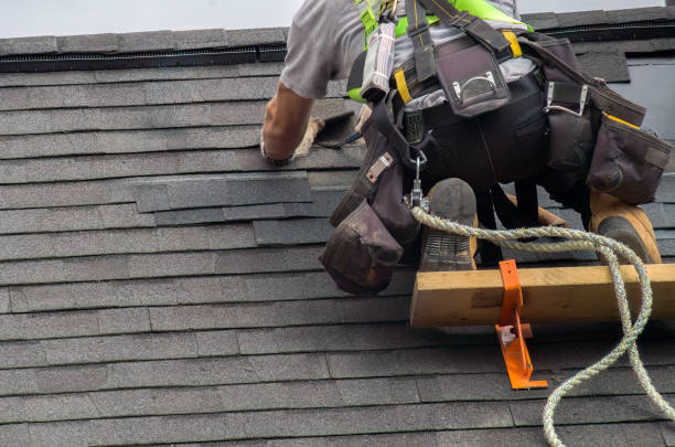 Best Roofing Contractor Near Me  in Fairfield, IL